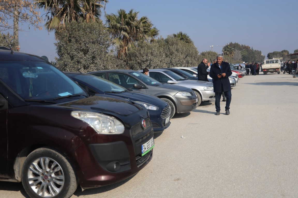 ARABA PAZARLARINDA FİYATLAR DÜŞÜYOR