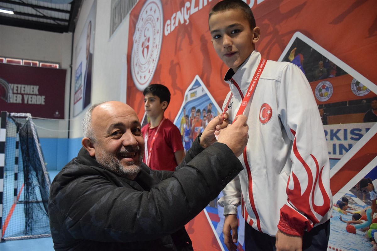 Afyonlu Yıldız Güreşçiler, Afyonkarahisar’ı Temsil Edecekler