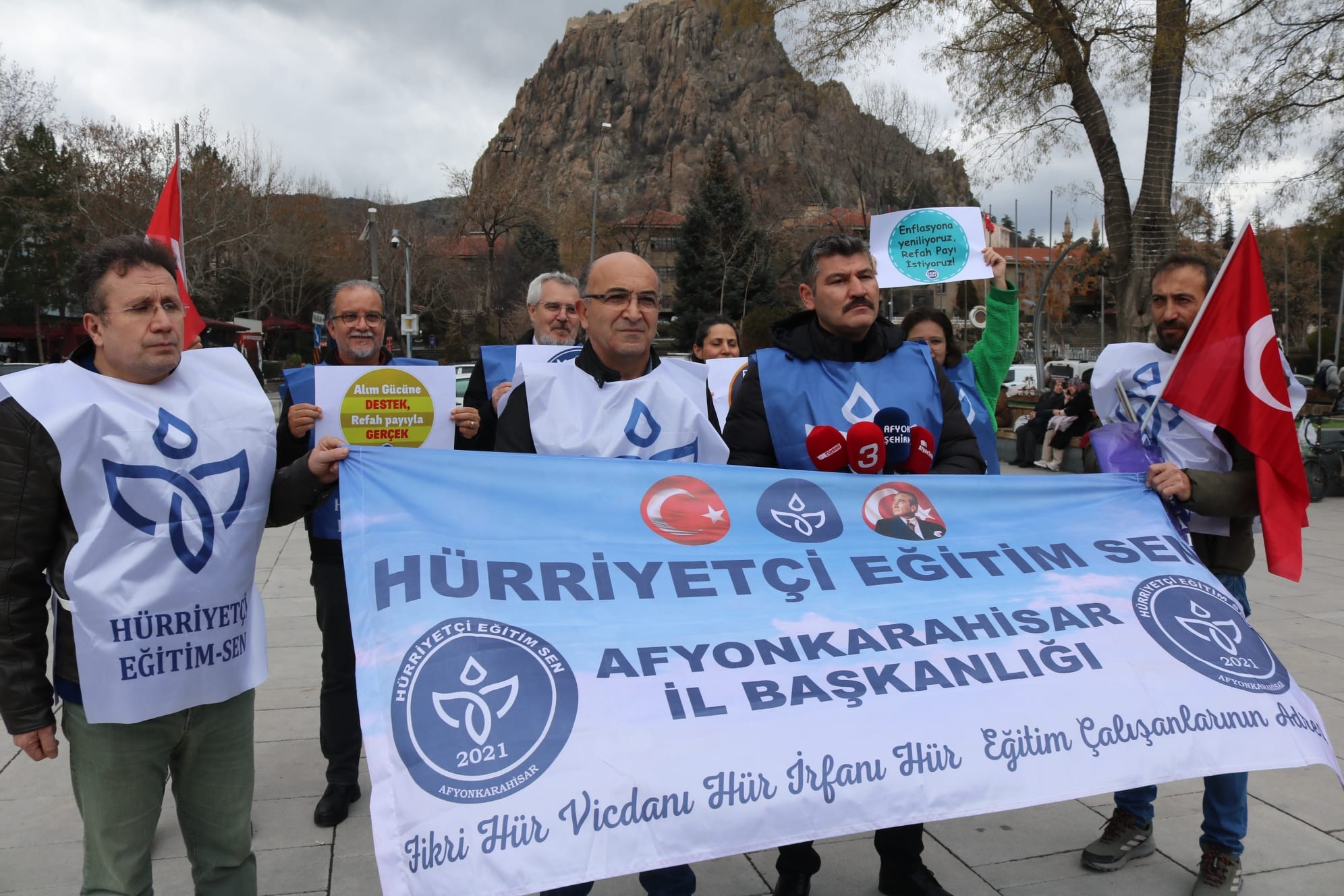 Hürriyetçi Sendikalar İş Bırakıyor!