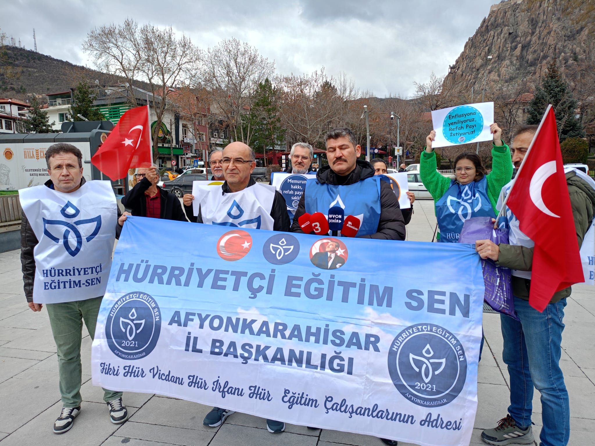 Hürriyetçi Sendikalar İş Bırakıyor!