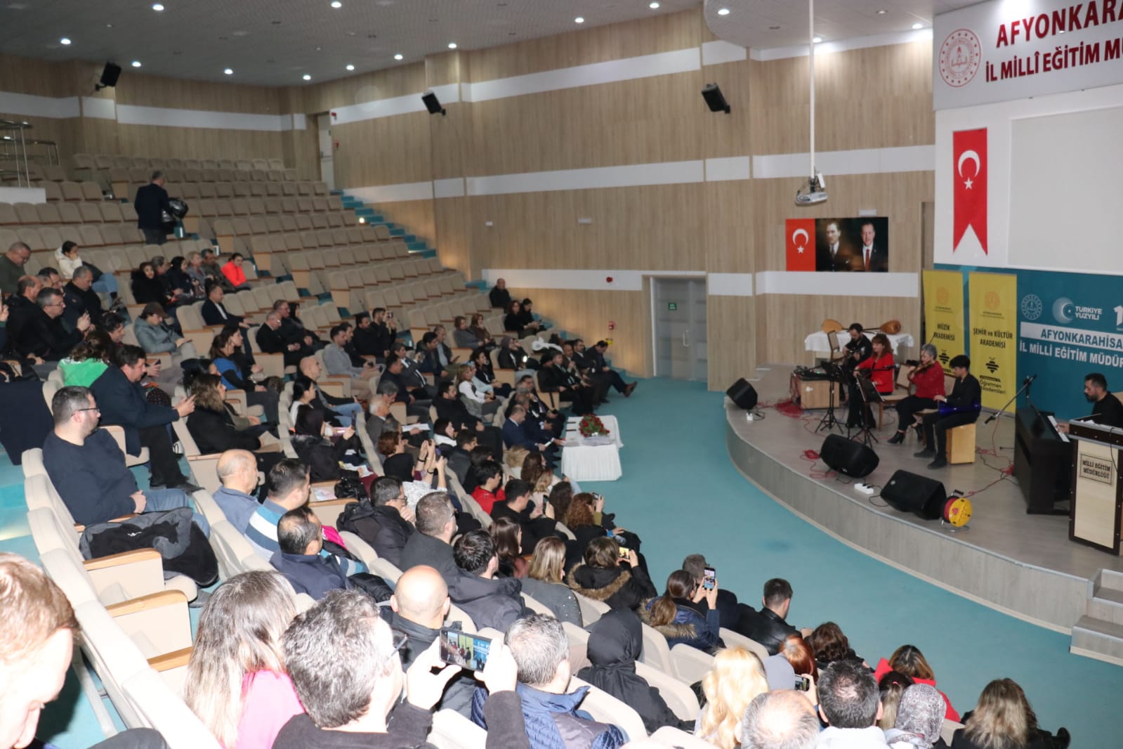 Afyonkarahisar Öğretmen Akademileri, Sertifika Töreniyle Sona Erdi