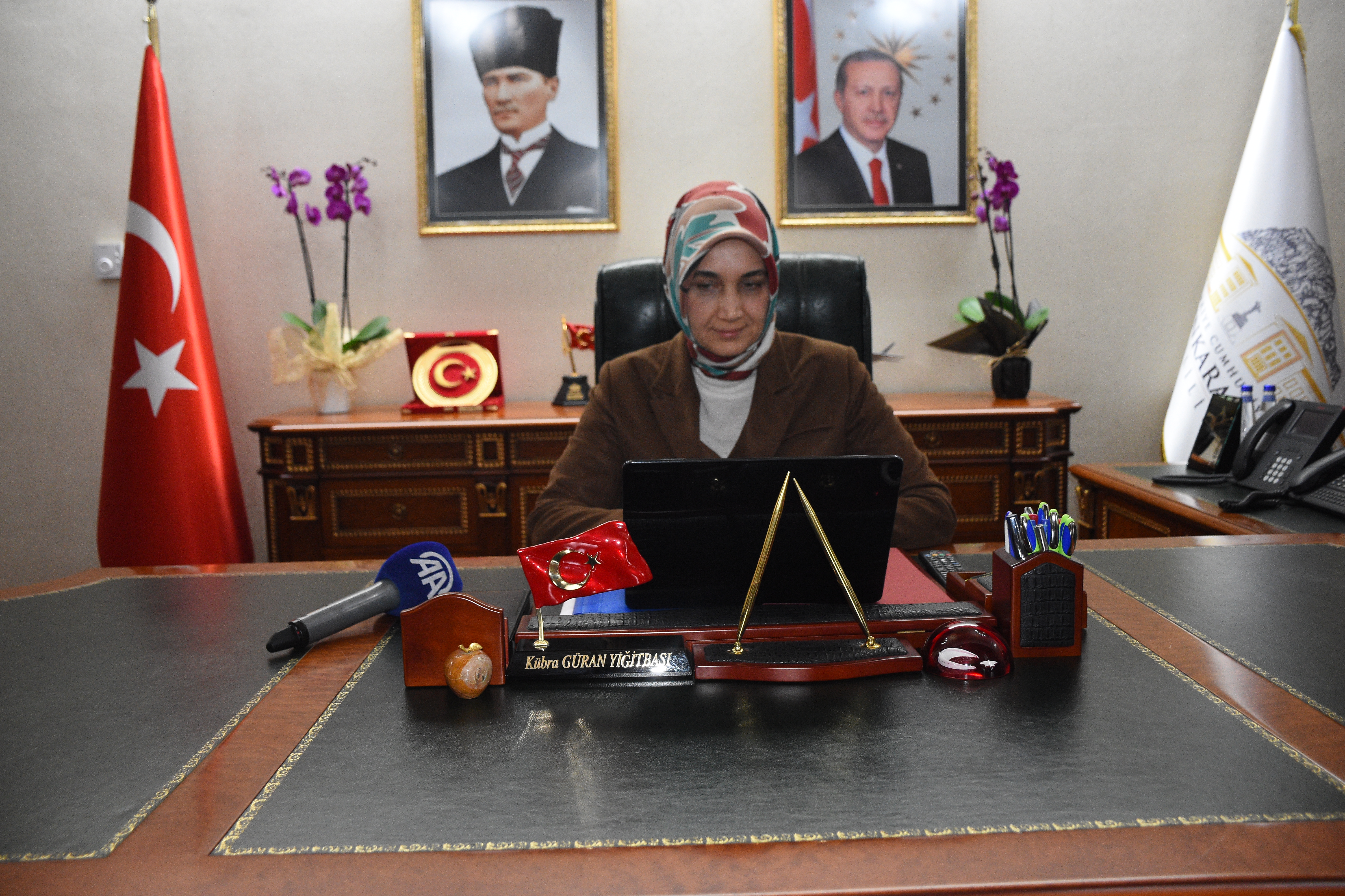 Vali Yiğitbaşı, AA'nın "Yılın Kareleri" Oylamasına Katıldı