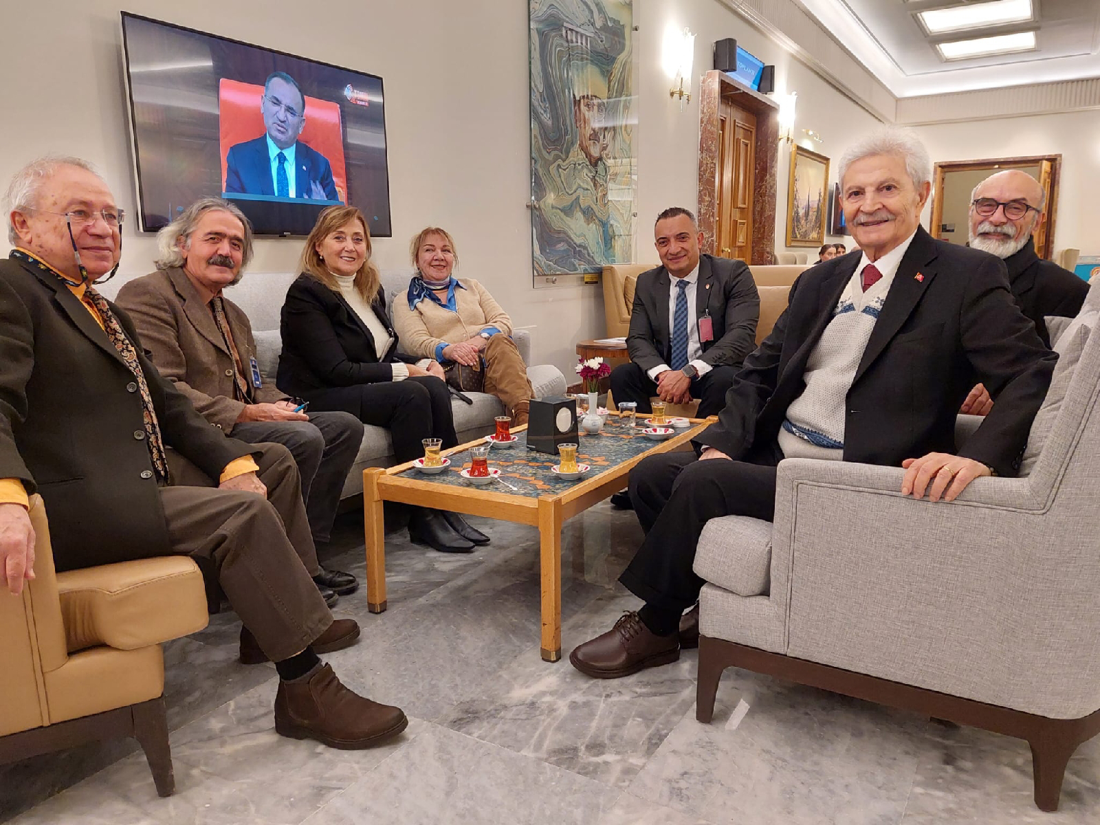 EMEKLİLERDEN İSMET ATTİLA’NIN “BANKAMATİK VİZYONER PROJESİ” HATIRLATMASI