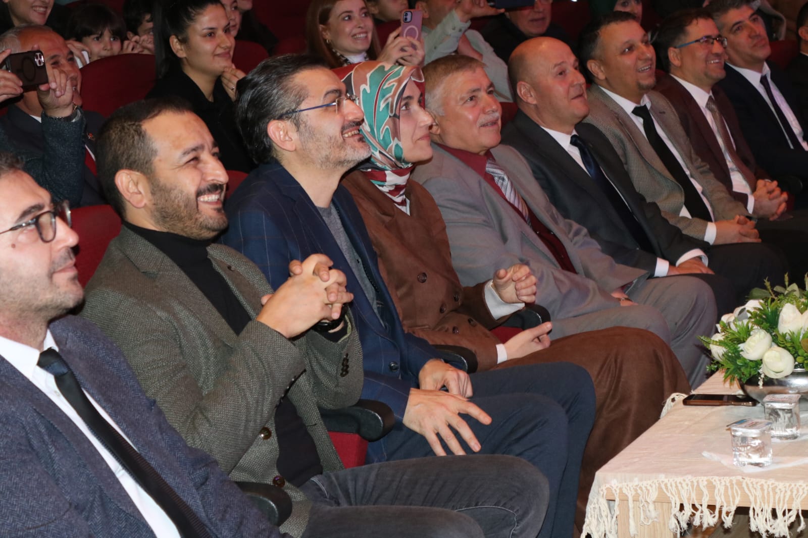 Birikim Okulları Afyonkarahisar Kampüsü Gönül Harmanı Şiir Gecesi'ni Gerçekleştirdi