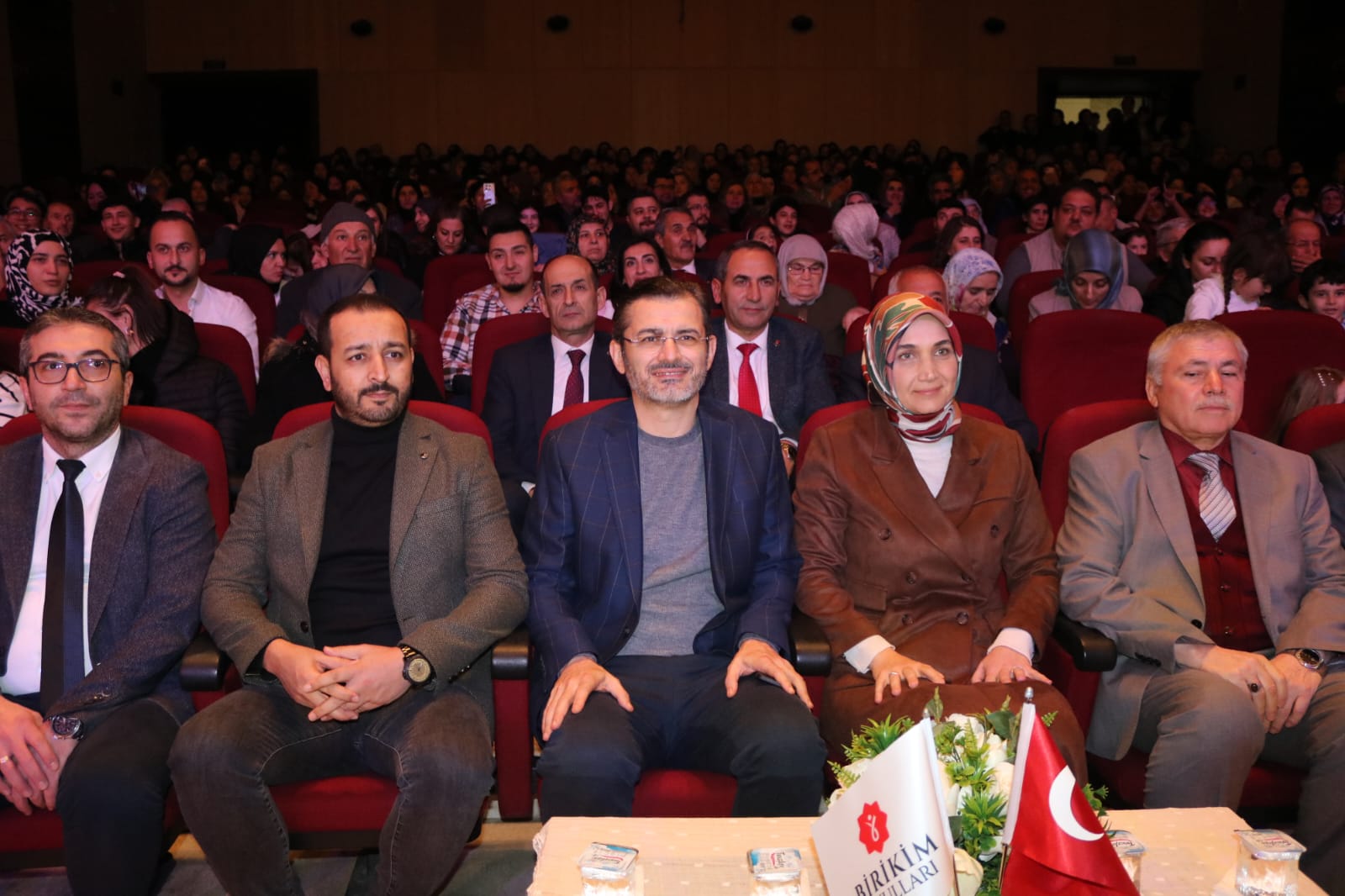 Birikim Okulları Afyonkarahisar Kampüsü Gönül Harmanı Şiir Gecesi'ni Gerçekleştirdi