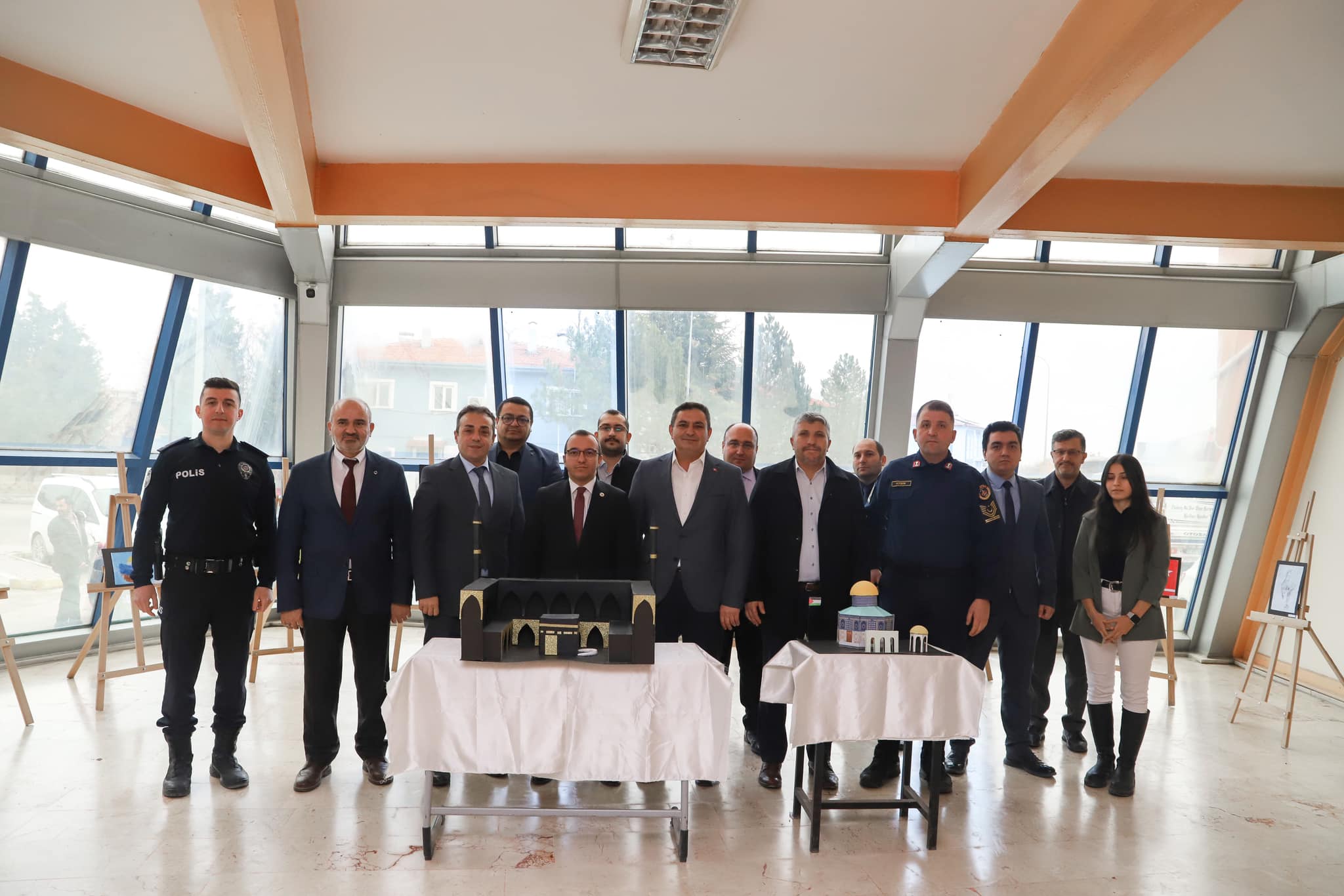 Kaymakam Yücel ve Başkan Altuntaş, Kudüs Temalı Şiir Yarışmasına Katıldı