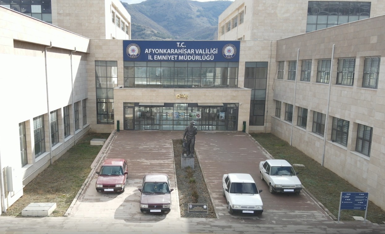 Afyonkarahisar’da Oto Hırsızları Yakalandı