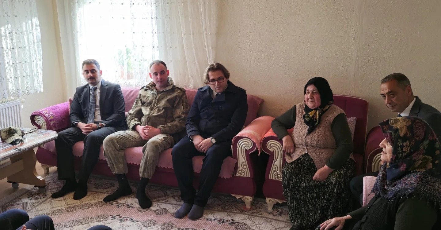 Kaymakam Duru, Şehit Ailesi Ziyaretlerine Devam Ediyor