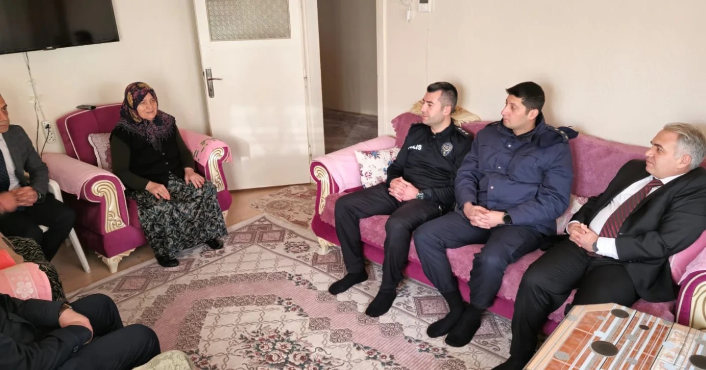 Kaymakam Duru, Şehit Ailesi Ziyaretlerine Devam Ediyor