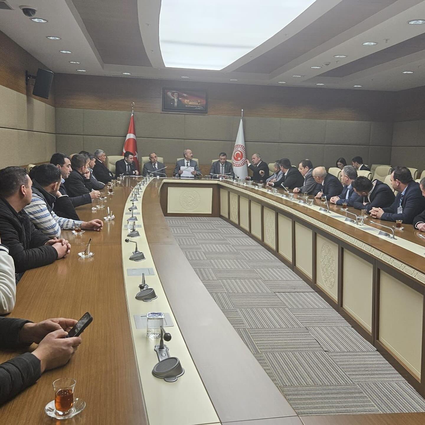 Sinanpaşa Heyeti, Milletvekili Taytak’ı TBMM’de Ziyaret Etti
