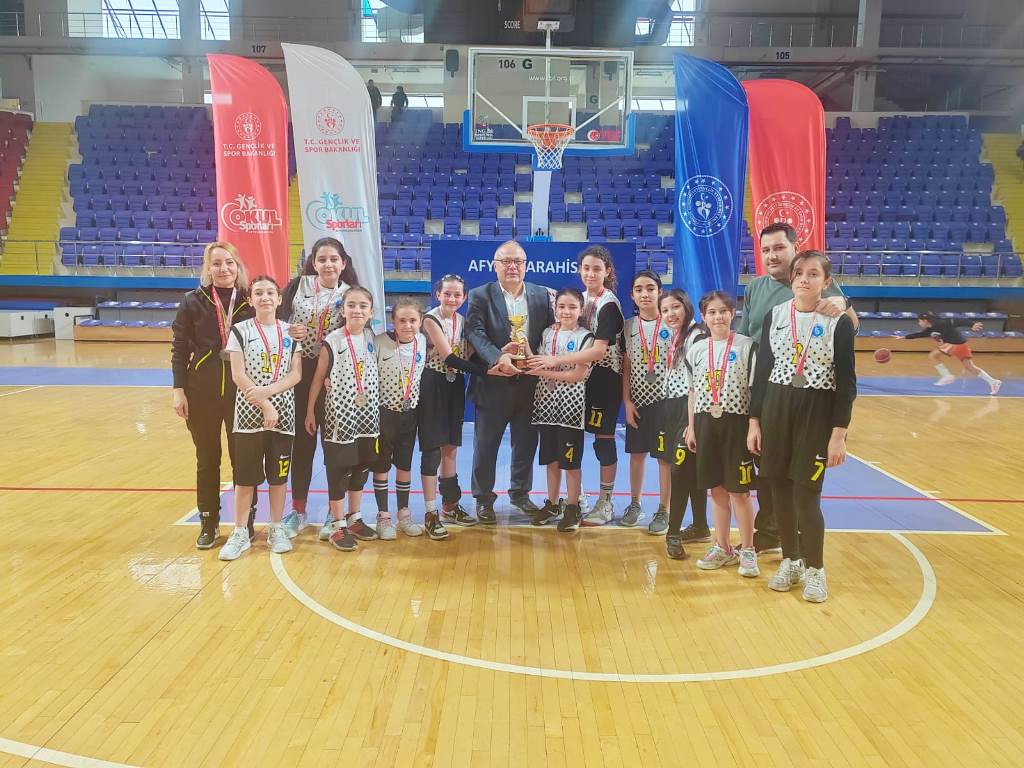 OKUL SPORLARI KÜÇÜK KIZLAR BASKETBOL MÜSABAKALARI TAMAMLANDI