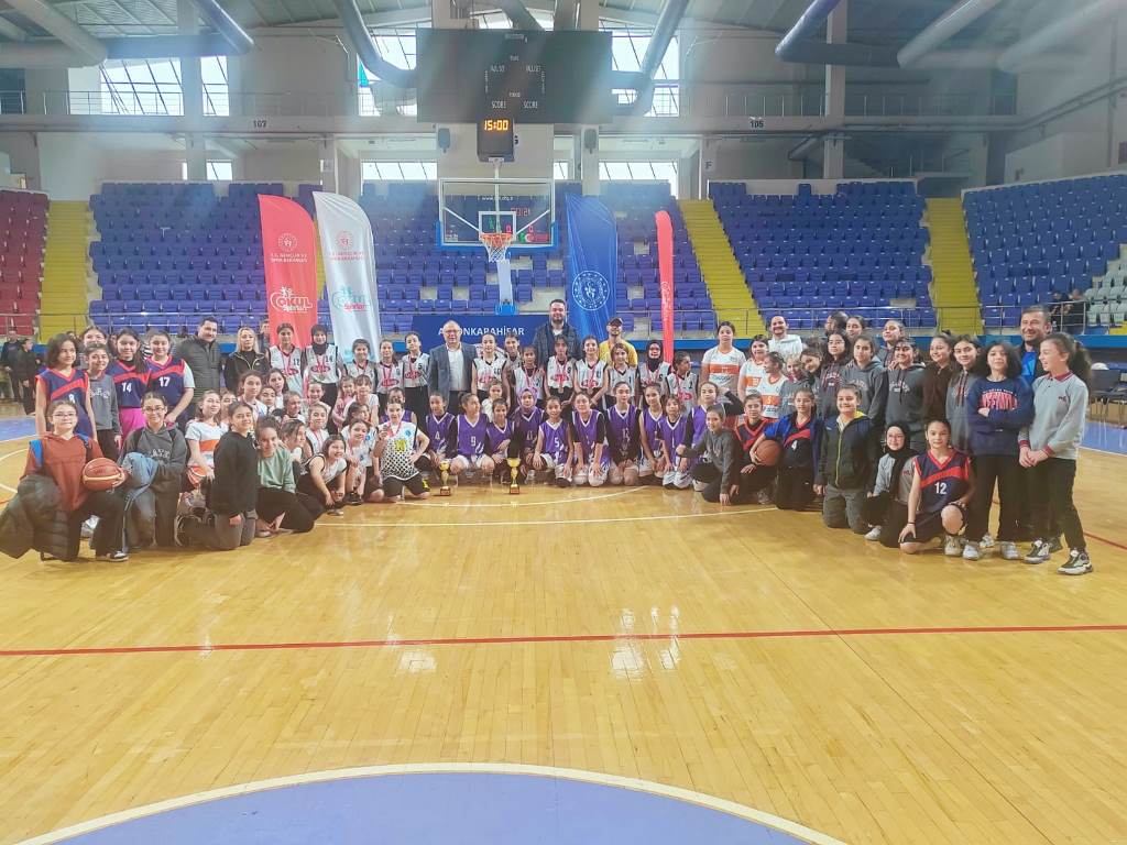 OKUL SPORLARI KÜÇÜK KIZLAR BASKETBOL MÜSABAKALARI TAMAMLANDI