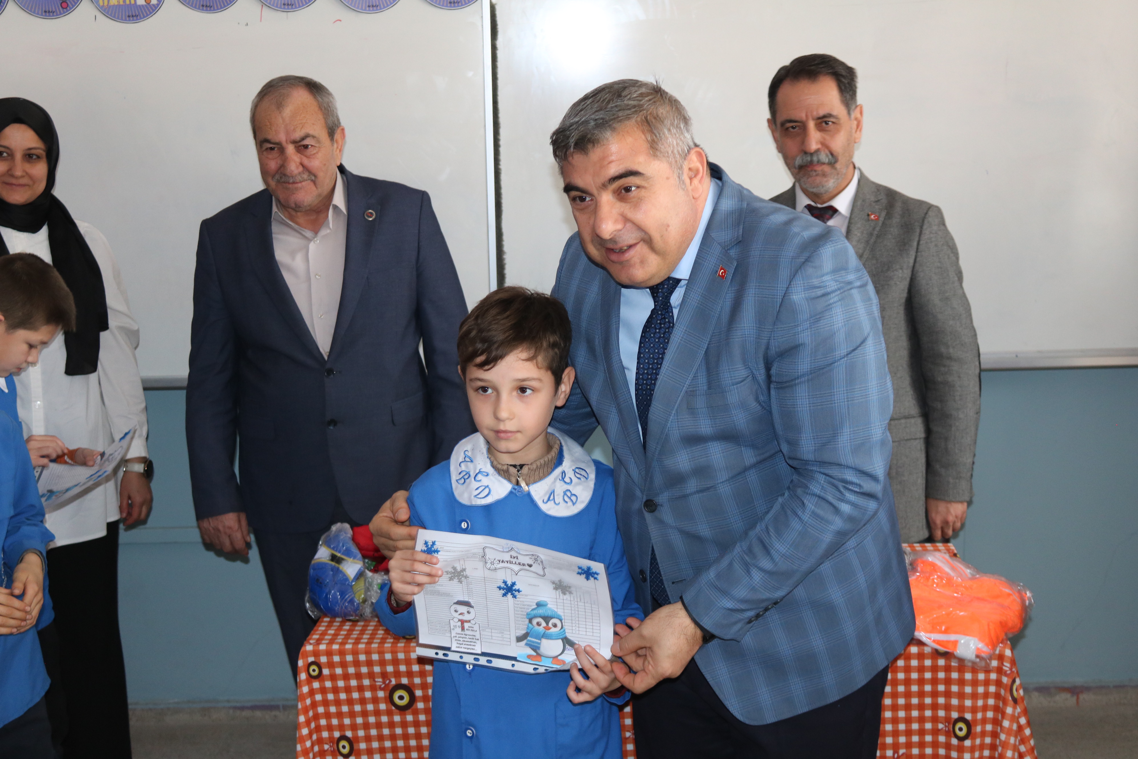 Afyonkarahisar'da 149 Bin Öğrenci Karne Heyecanı Yaşadı