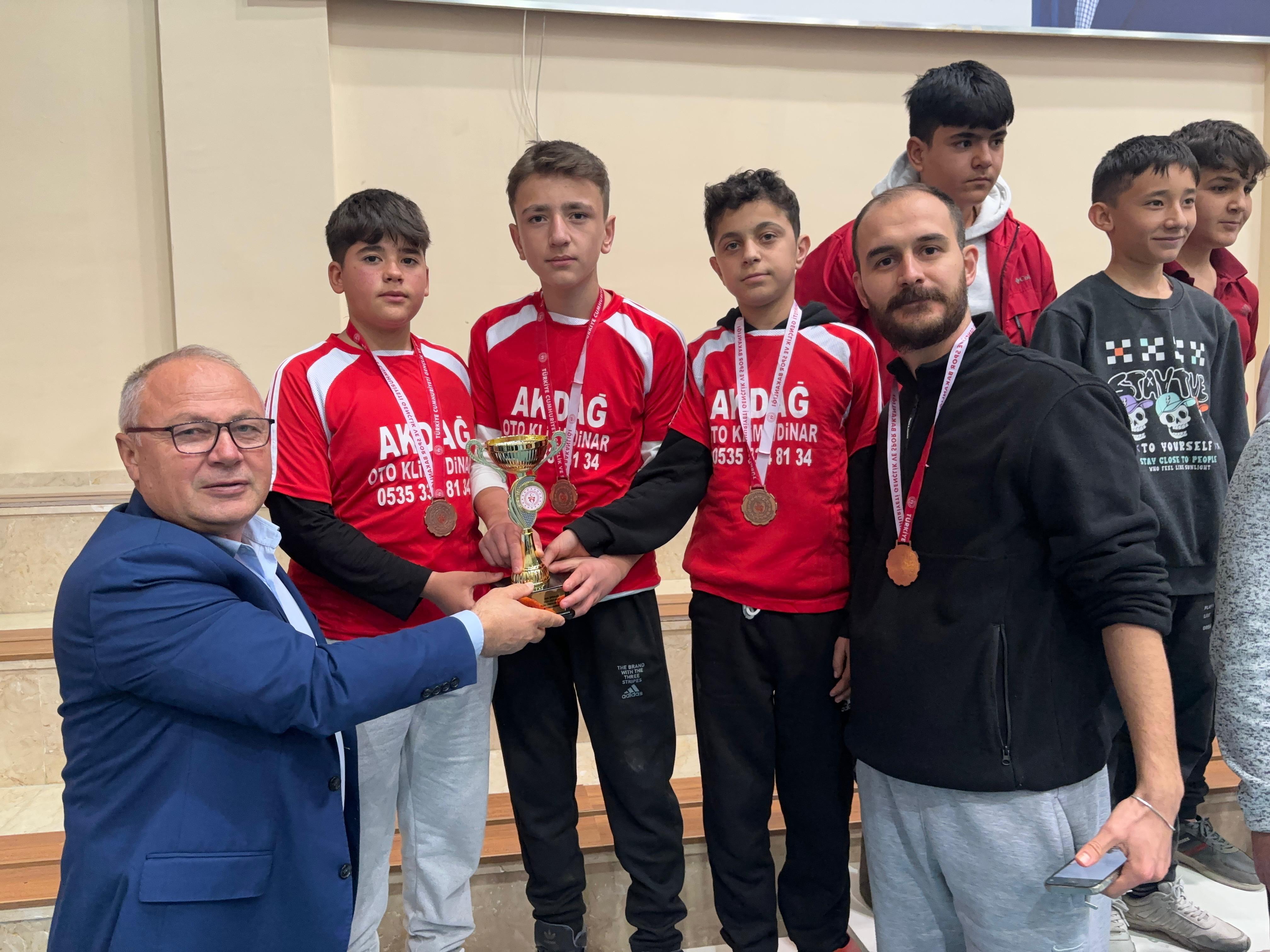 OKUL SPORLARI DART YILDIZ ERKEKLER MÜSABAKALARI SONA ERDİ
