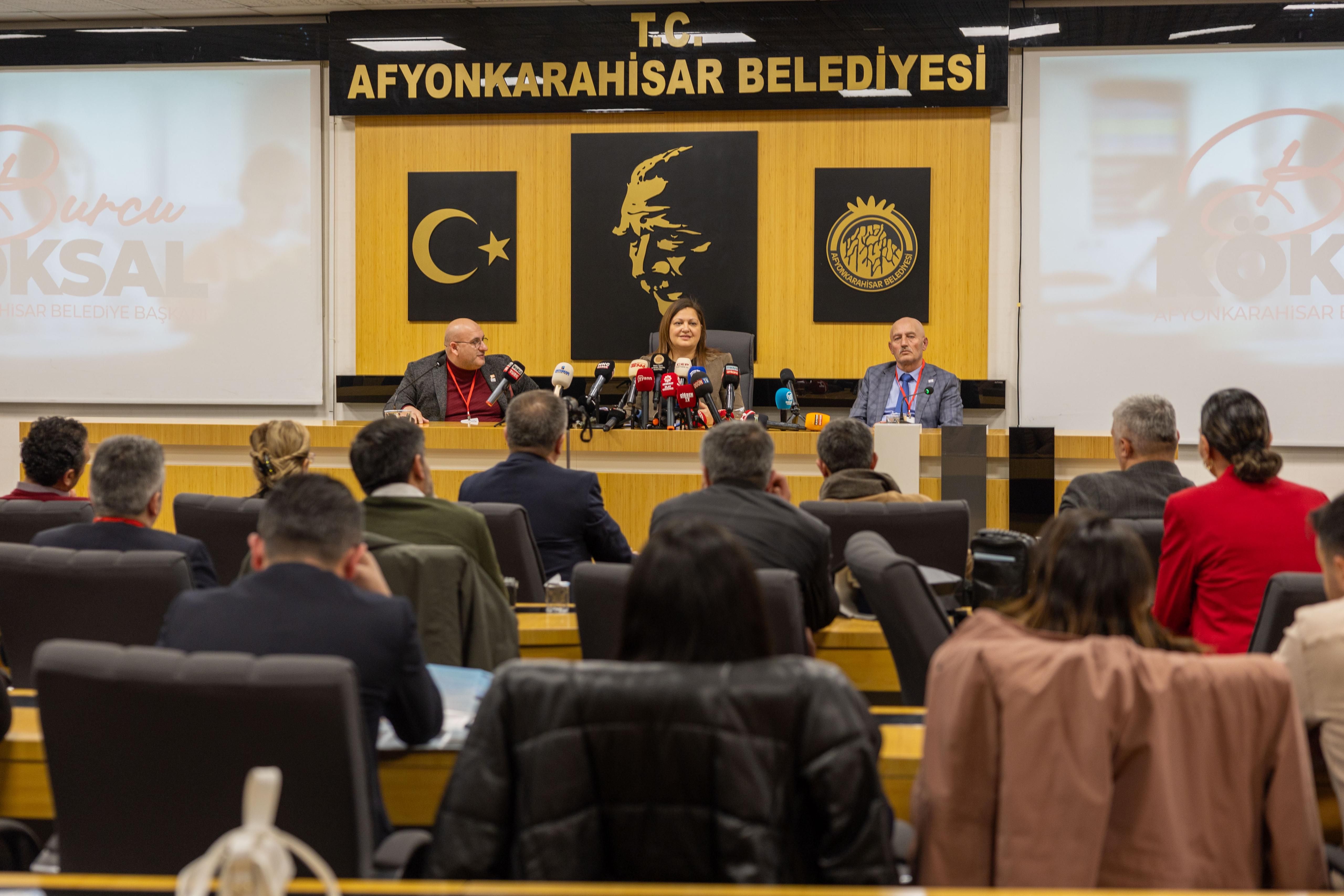 “GAZETECİLİK DEMOKRASİMİZİN TEMEL TAŞIDIR”