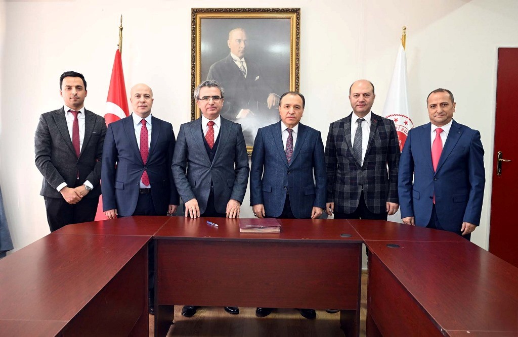 AFYON'DA ADALET VE EĞİTİM EL ELE