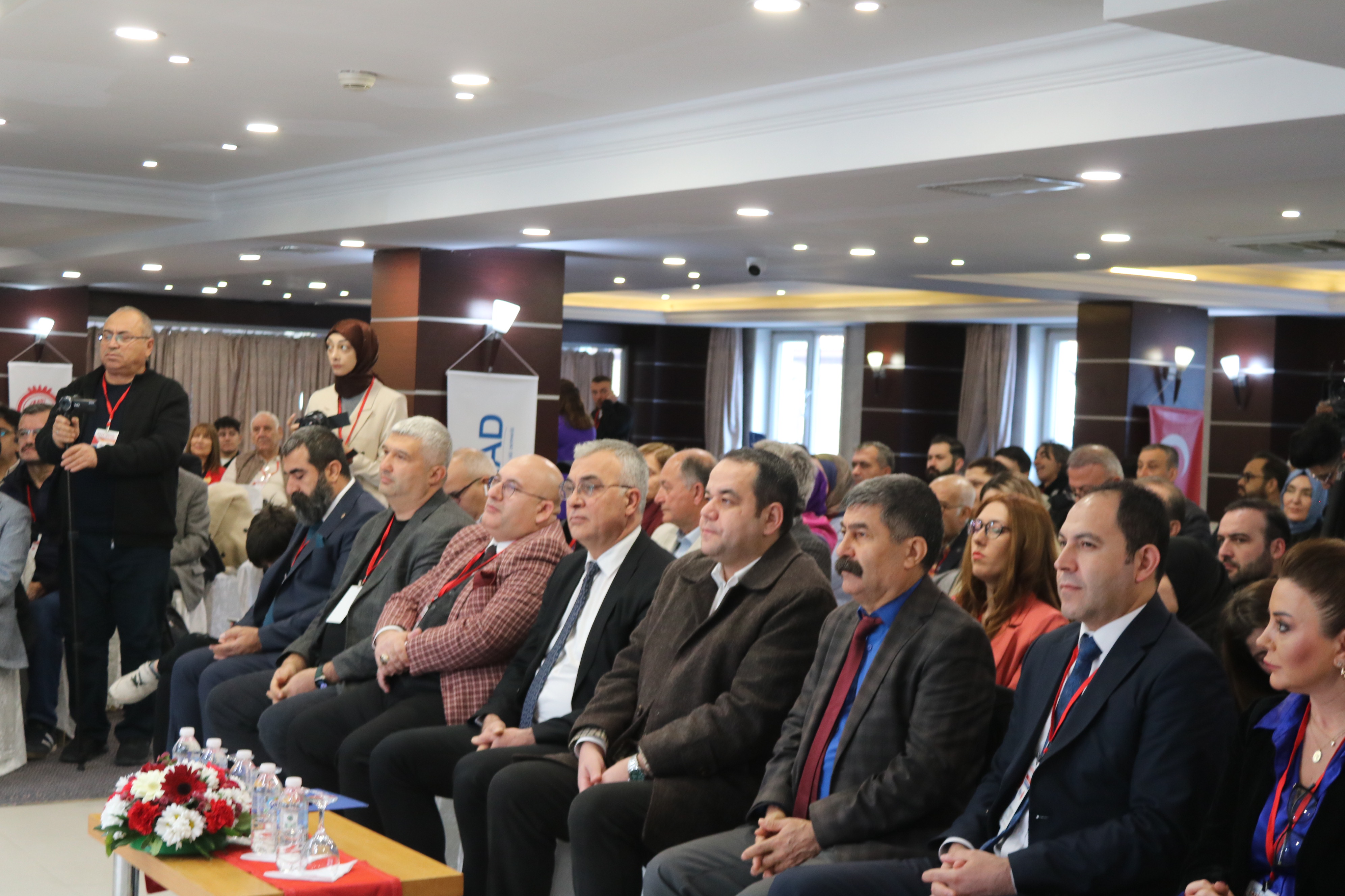 TİGAD Genel Başkanı Geçgel: "Yerel Medya Adeta İdam Sehpasına Gönderilmiş, Asılmayı Bekliyor"