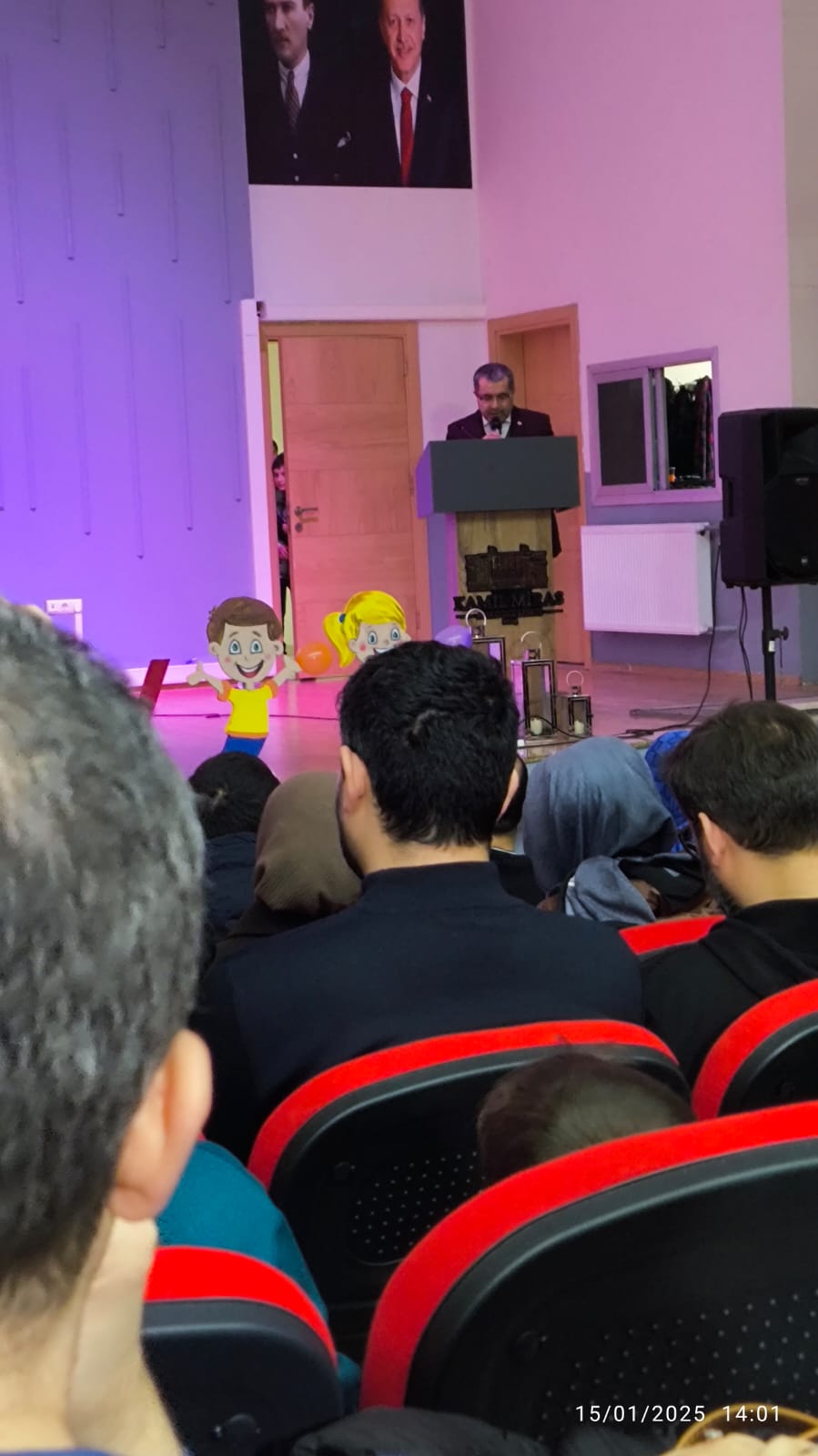 Afyonkarahisar'da İmam Hatip Ortaokullarında "English Day" Etkinliği Gerçekleştirildi