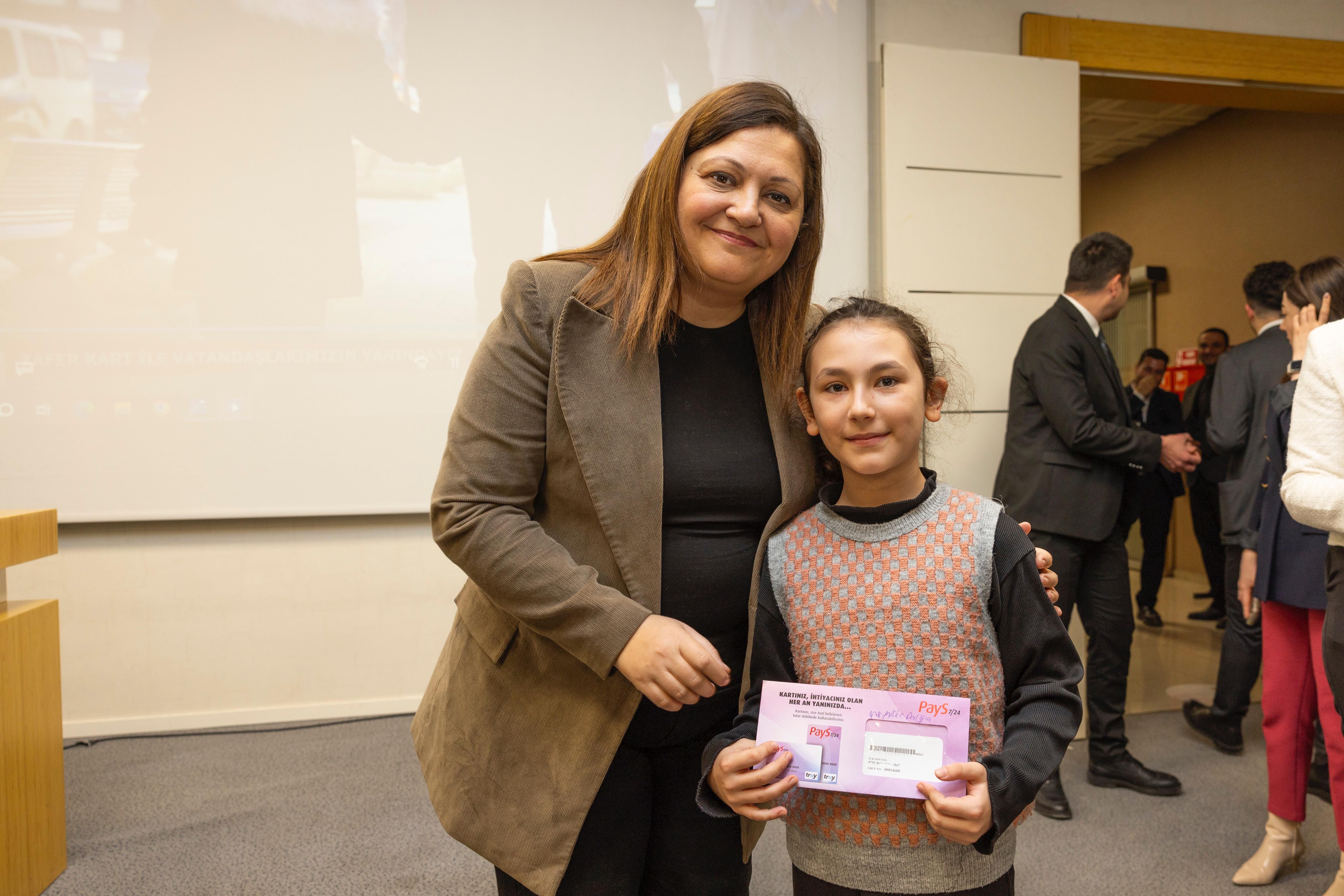 Zafer Kart Eğitim ve Beslenme Yardımı Tanıtıldı
