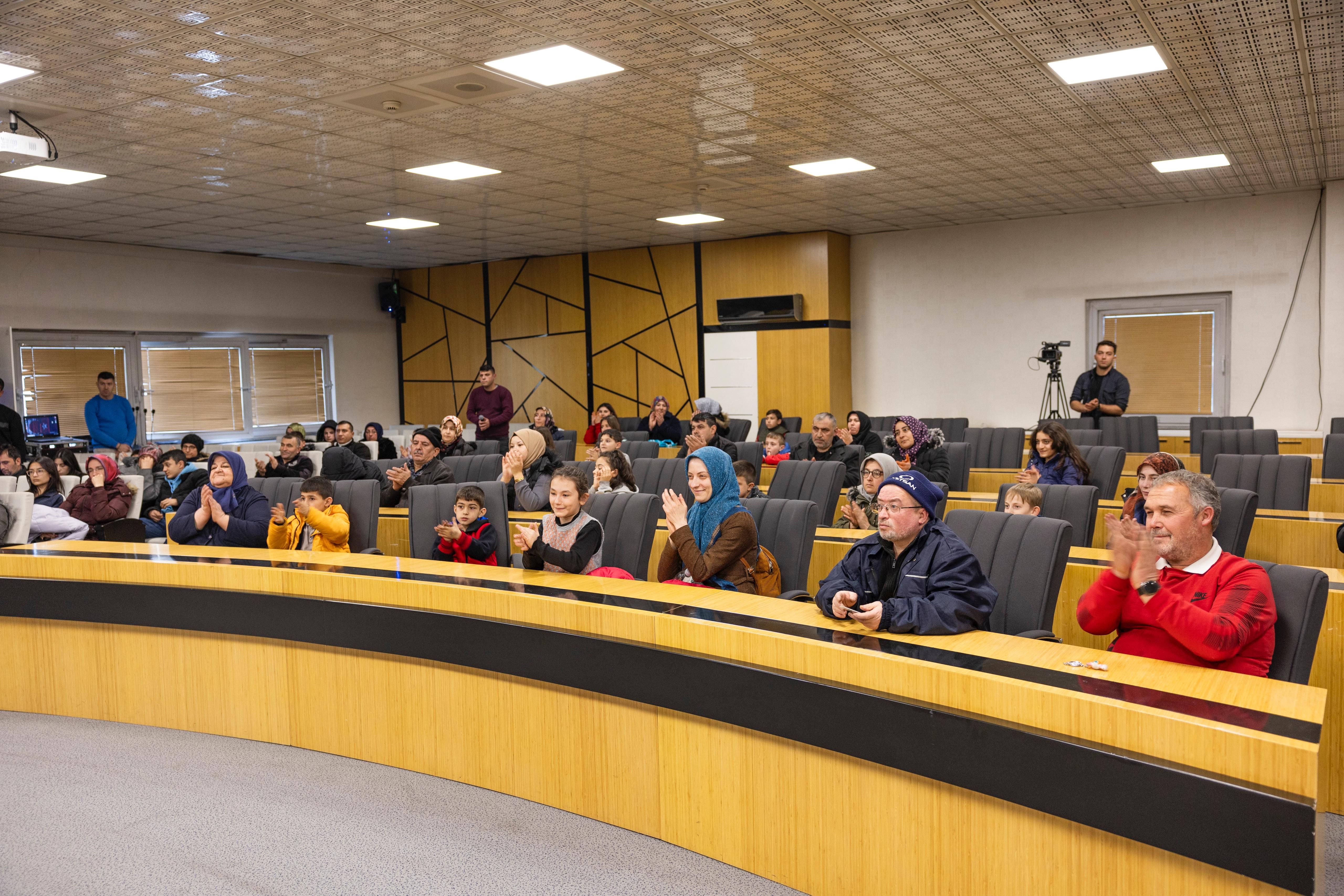 Zafer Kart Eğitim ve Beslenme Yardımı Tanıtıldı