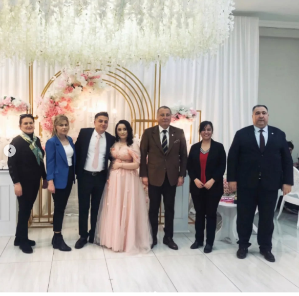 İYİ Partili Olgun  Genç Çiftin Yüzüklerini Taktı