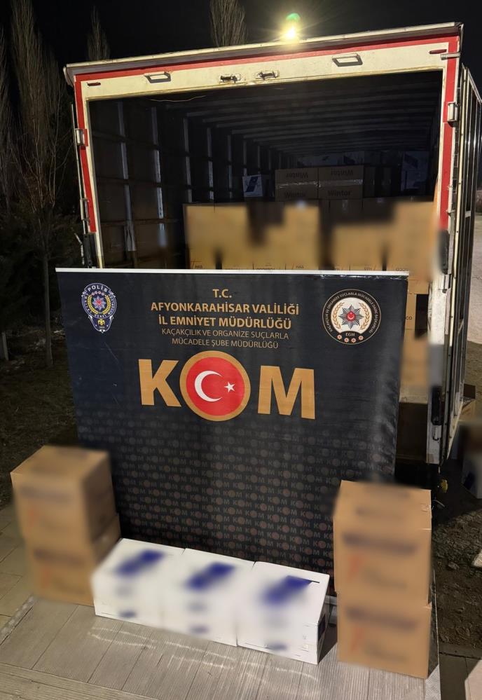Polis, 3 Milyon 500 Bin Adet Sahte Bandrollü Boş Makaron Ele Geçirdi