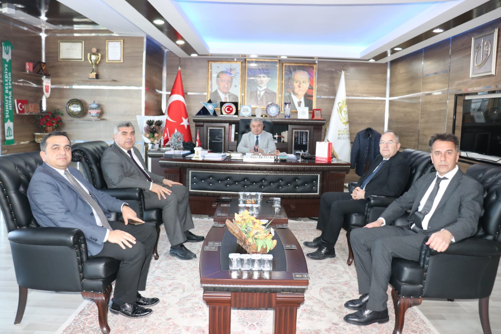Afyon’un Eğitimi Kırmızıçizgisi Müdür Sünnetci Başkan Özaşkın’ı Ziyaret Etti