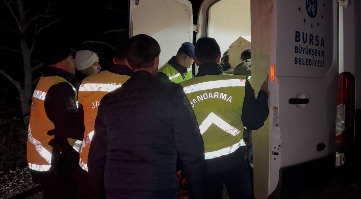 Kayıp Olan 18 Yaşındaki Gencin Cesedi Ormanda Yanmış Halde Bulundu