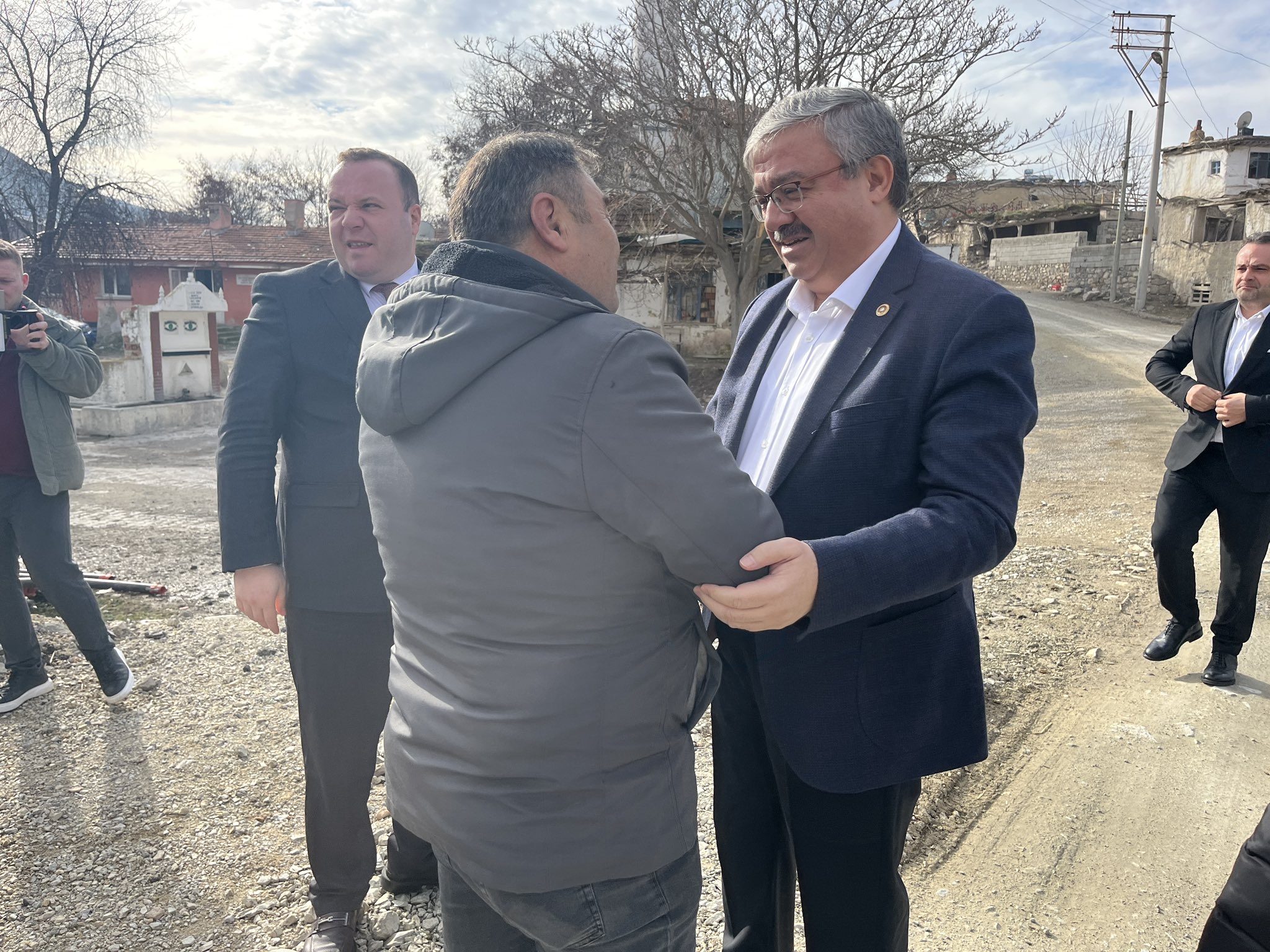 AK Partili Yurdunuseven  "Paşacık Köyü İçin Ne Gerekliyse Yapılacak"