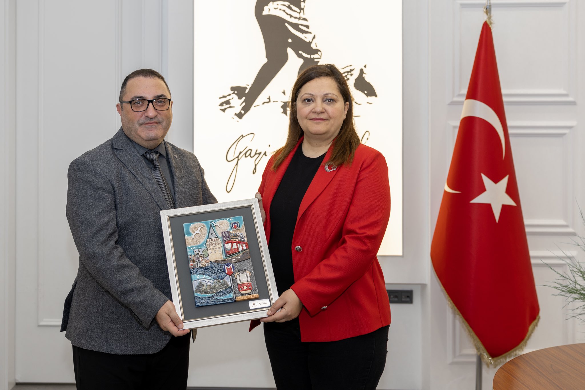 Raysız Tramvay Projesi İçin İlk İmzalar Atıldı