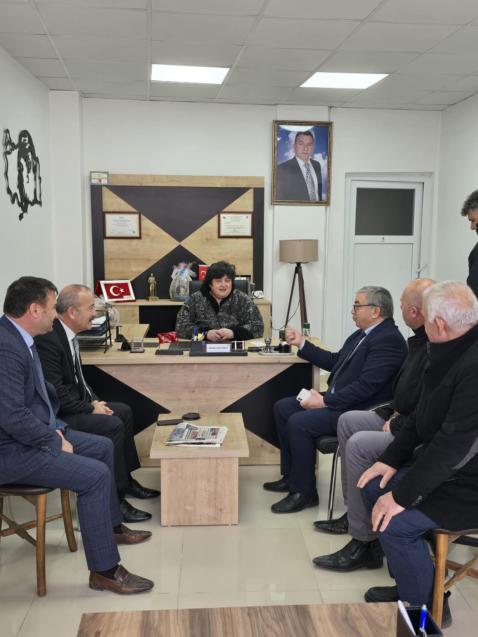 BAŞKAN ÖZAŞKIN'DAN SELMA PEYNİRCİ'YE ZİYARET