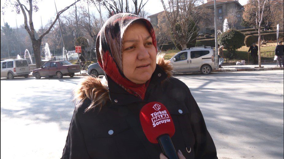 AİLE YILI'NDA AİLELER MEMNUN MU?  VATANDAŞLARIN YENİ DOĞUM YARDIMLARINA TEPKİSİ NE OLDU…