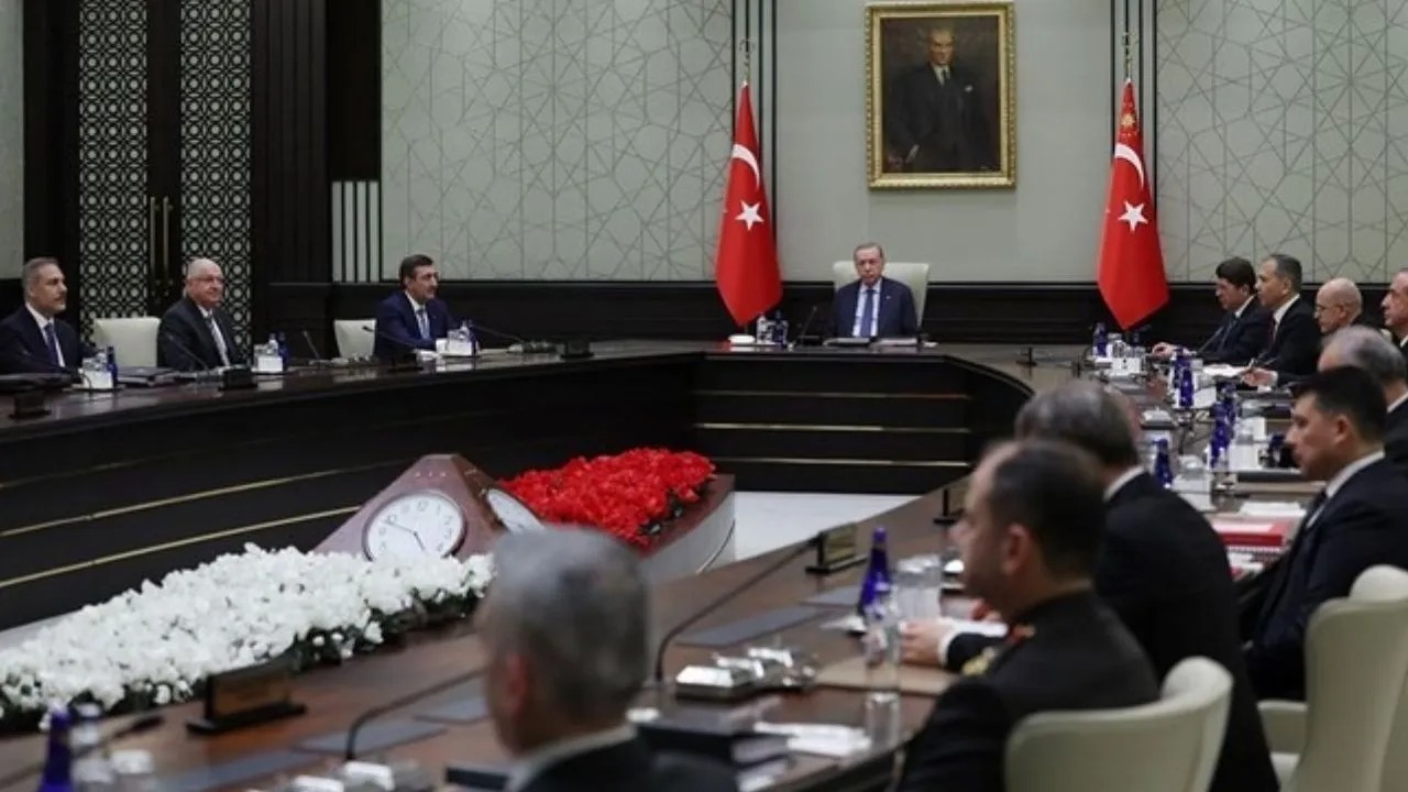 Yılın ilk MGK'si toplanıyor! Devletin gizli anayasası ‘Kırmızı Kitap’ güncellenecek