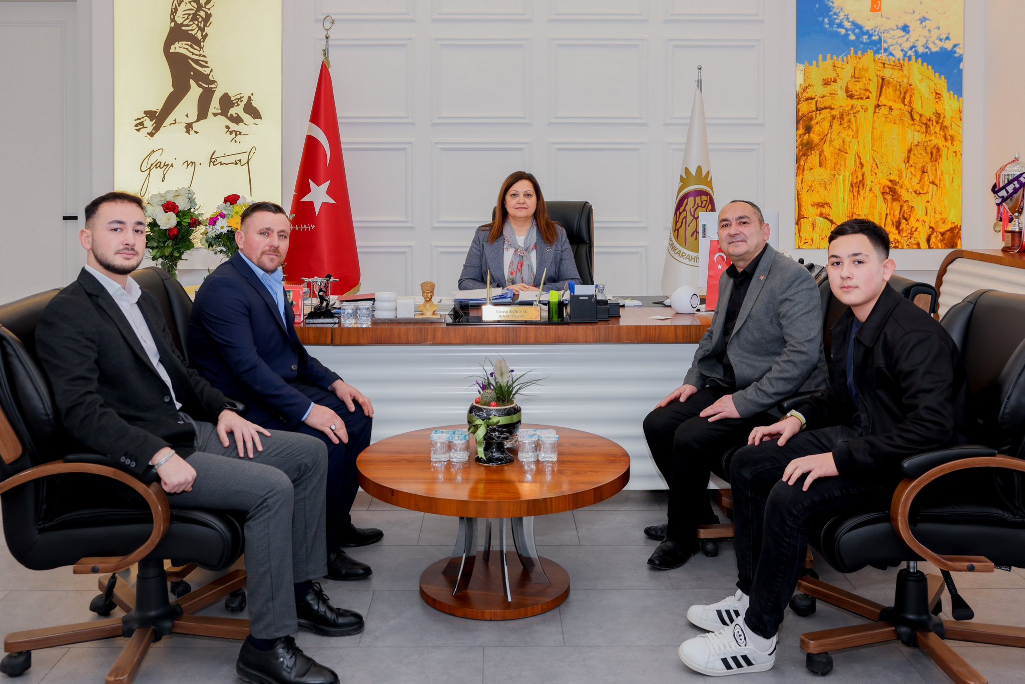 Başkan Köksal Partisinin  İhsaniye ve Sandıklı Heyetini Ağırladı