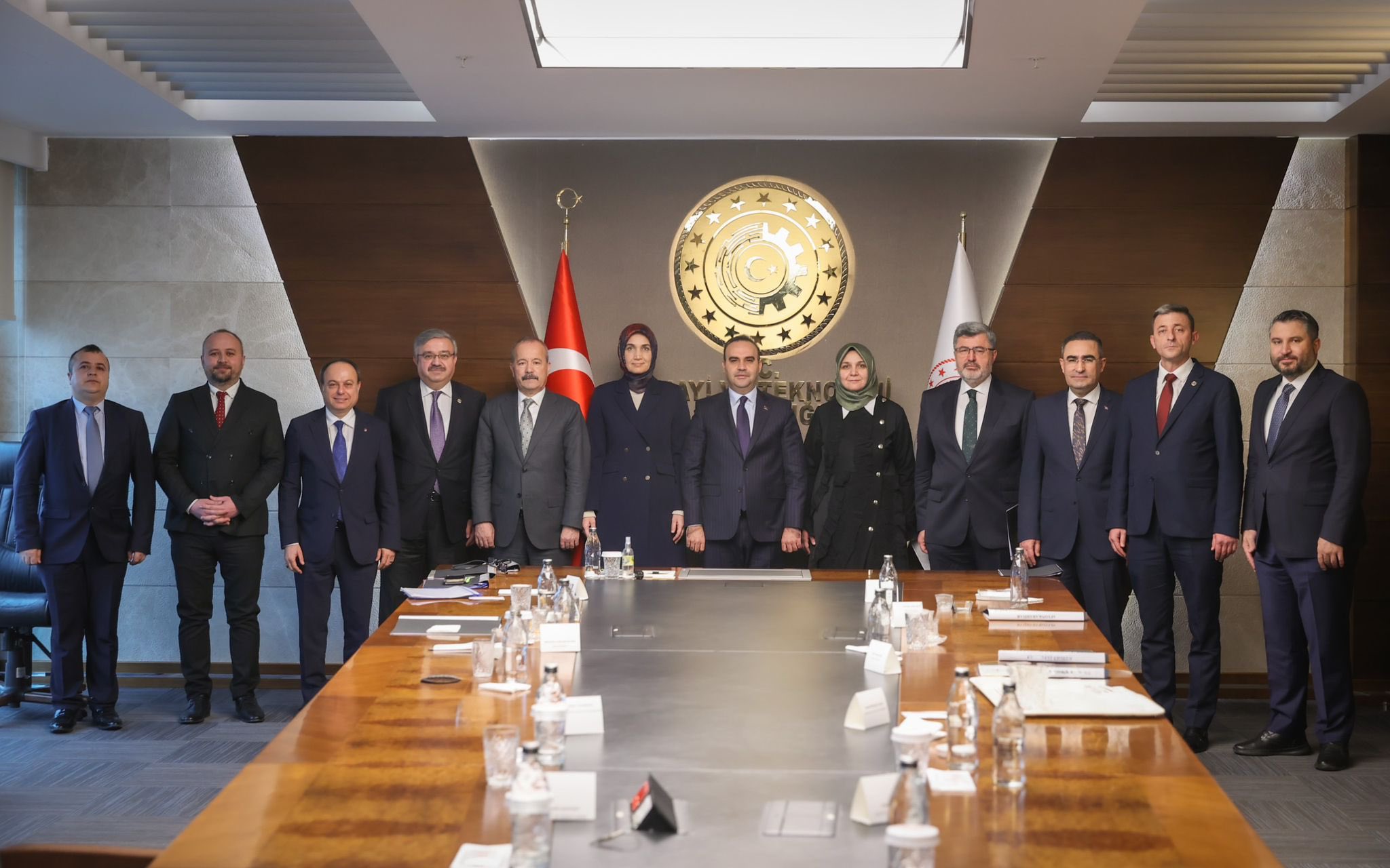 Afyon Heyeti Bakan Kacır’la OSB Projelerini Görüştü