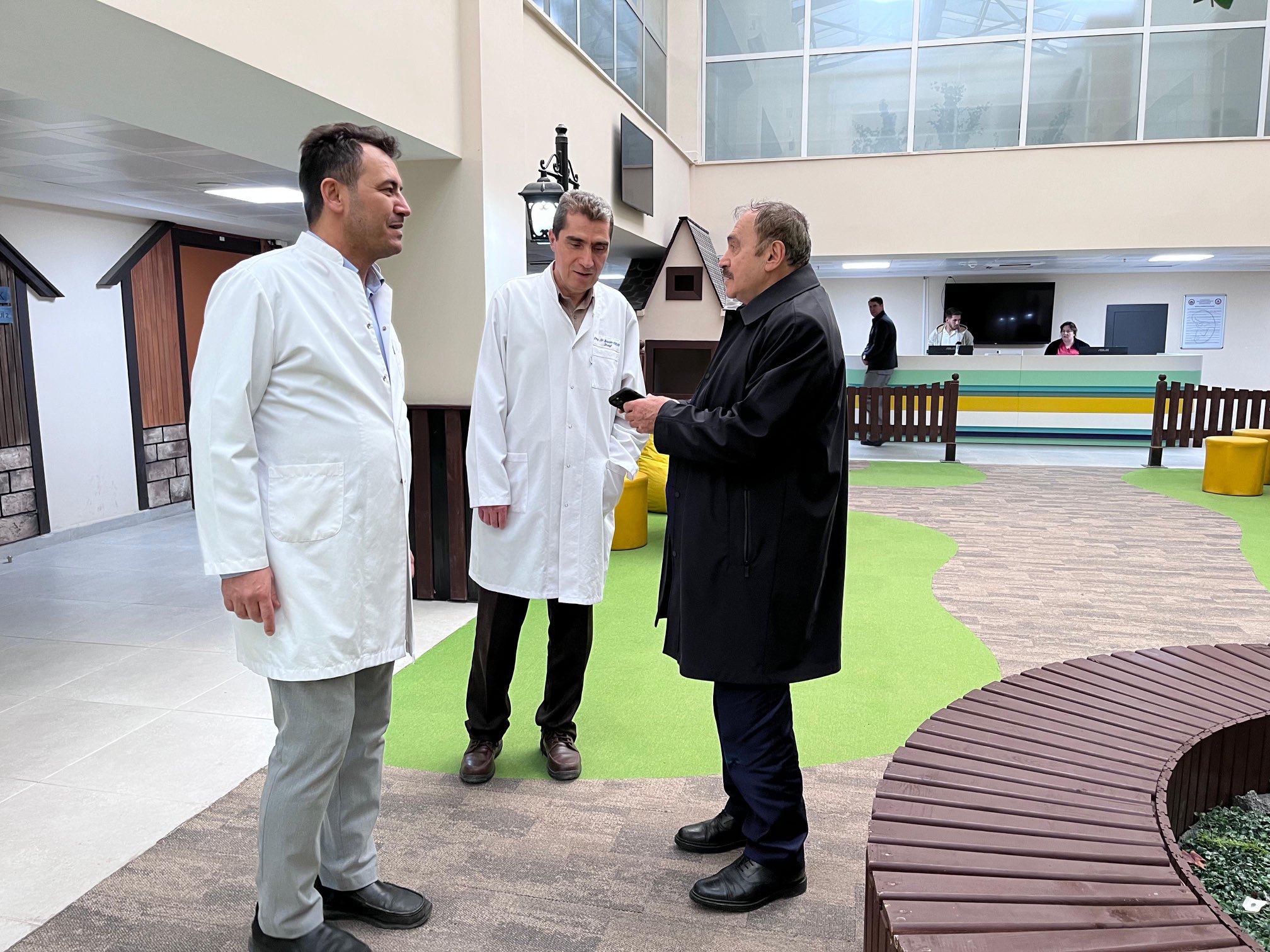 Çocuk Dostu Poliklinik  Eroğlu’ndan Tam Not Aldı