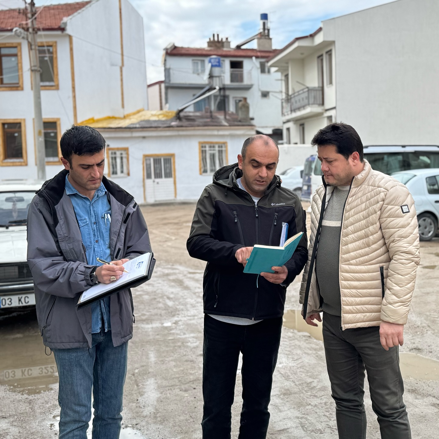 Muhtarları Dinliyor  Çözüm Odaklı Çalışıyor