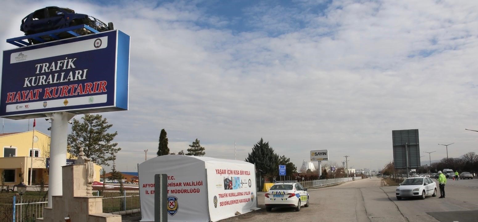 Polisten Yaşam Tüneli’nde Uygulamalı Trafik Eğitimi