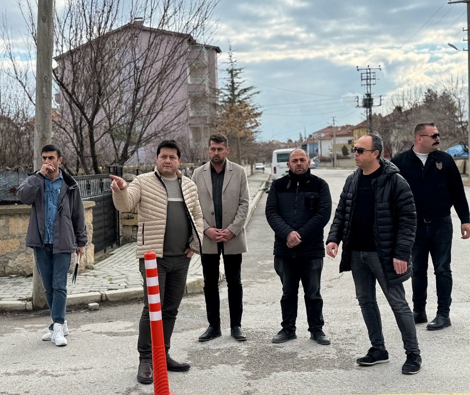 “MUHTARLARIMIZLA BİRLİKTE YERİNDE ÇÖZÜM ÜRETİYORUZ”