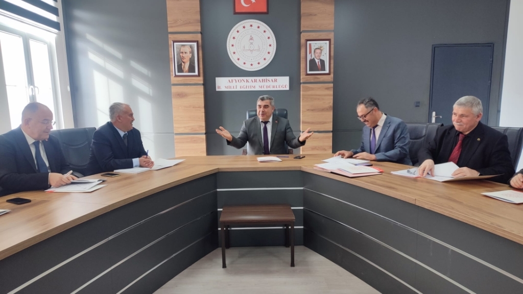 ÖĞRENCİLERİN AKADEMİK BAŞARILARINDAKİ ARTIŞ DEĞERLENDİRİLDİ