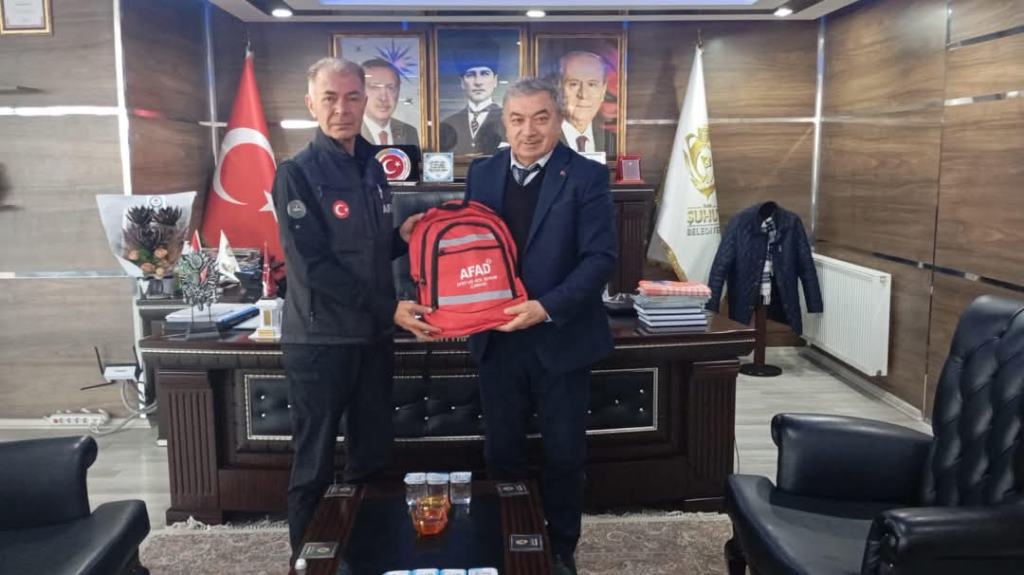 ALTUNBULAK’TAN ŞUHUT BELEDİYE BAŞKANI ÖZAŞKIN’A ZİYARET