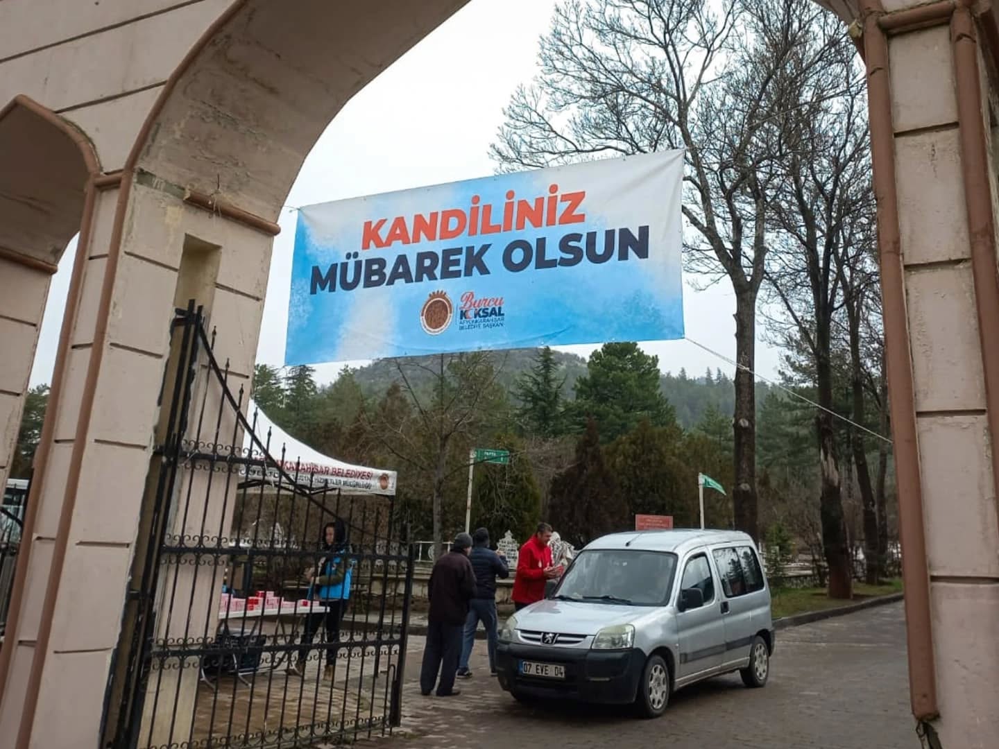 Belediyeden, Miraç Kandili'nde Vatandaşlara Kandil Simidi İkramı