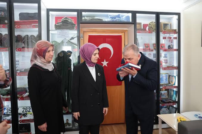 Aile ve Sosyal Hizmetler İl Müdürlüğü  Her Daim Şehit Yakınları ve Gazilerin Yanında