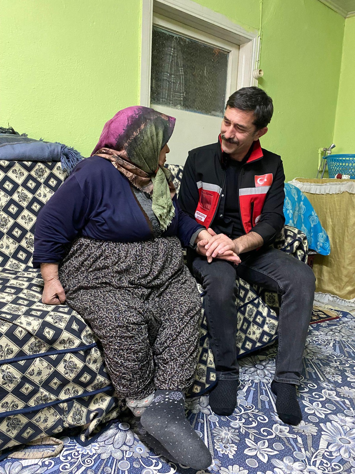 Aile ve Sosyal Hizmetler İl Müdürlüğü  Her Daim Şehit Yakınları ve Gazilerin Yanında