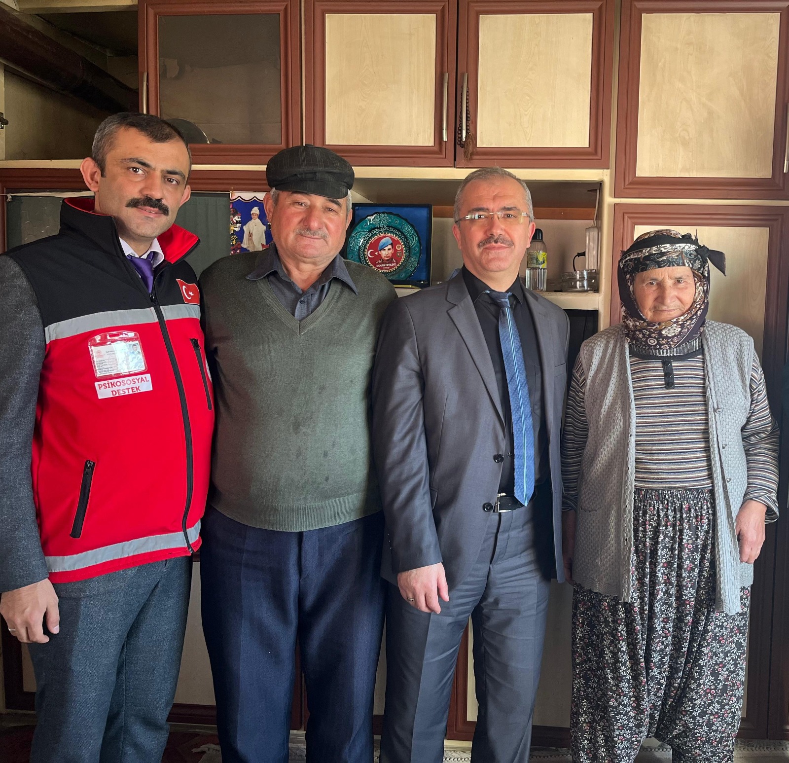 Aile ve Sosyal Hizmetler İl Müdürlüğü  Her Daim Şehit Yakınları ve Gazilerin Yanında