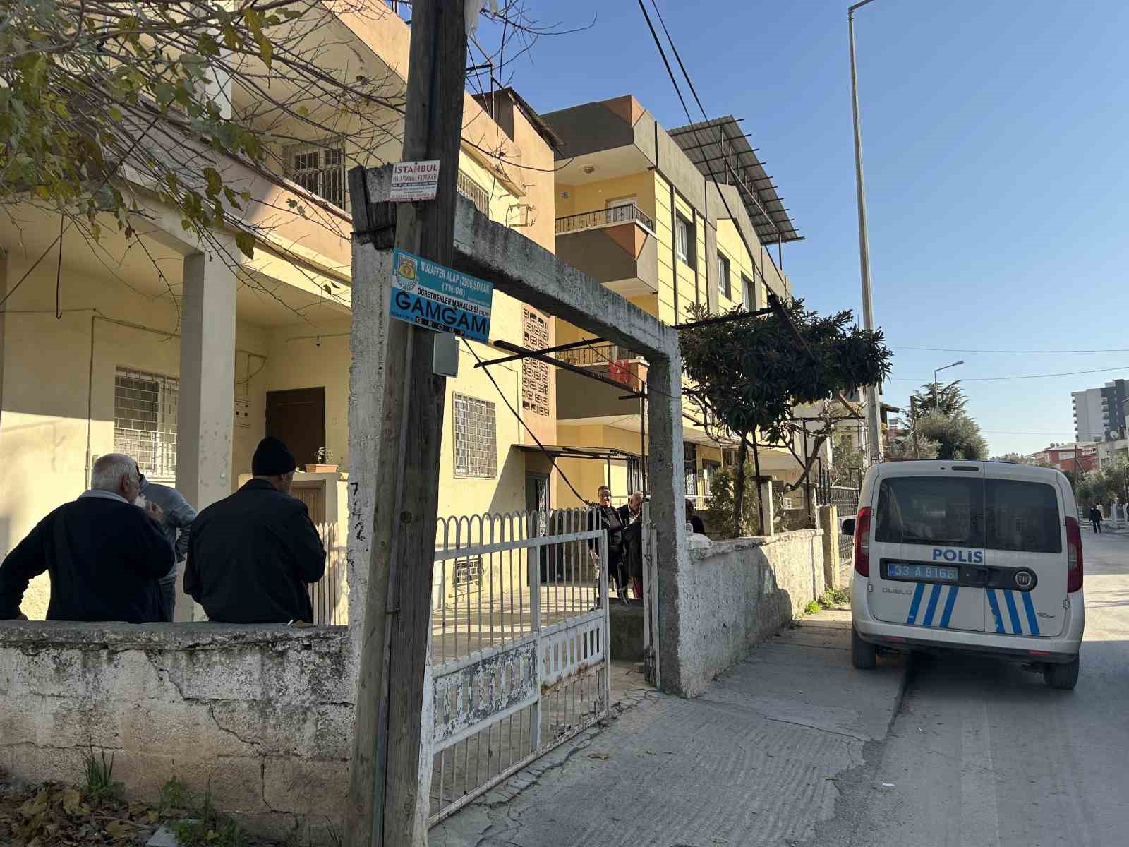 3 Gündür Haber Alınamayan Adam Evinde Ölü Bulundu