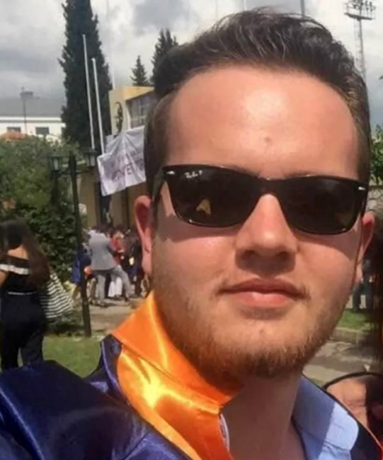 Trafikte Çıkan Kavgada, Kafasına Kaldırım Taşıyla Vurulan Genç Hayatını Kaybetti