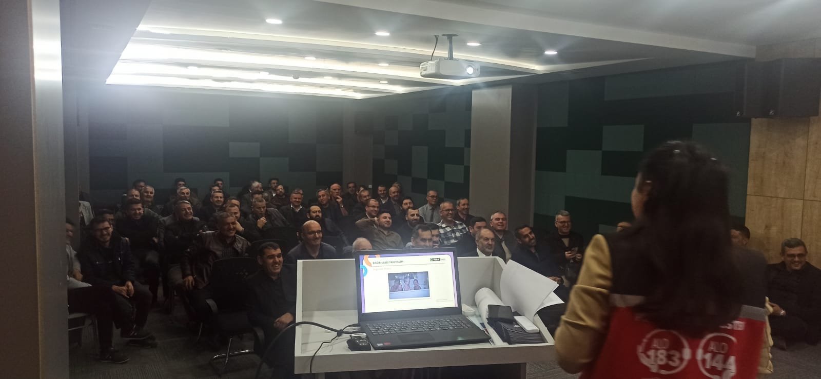 Sandıklı İlçesinde, Aile ve Kadın Konulu Seminer Verildi