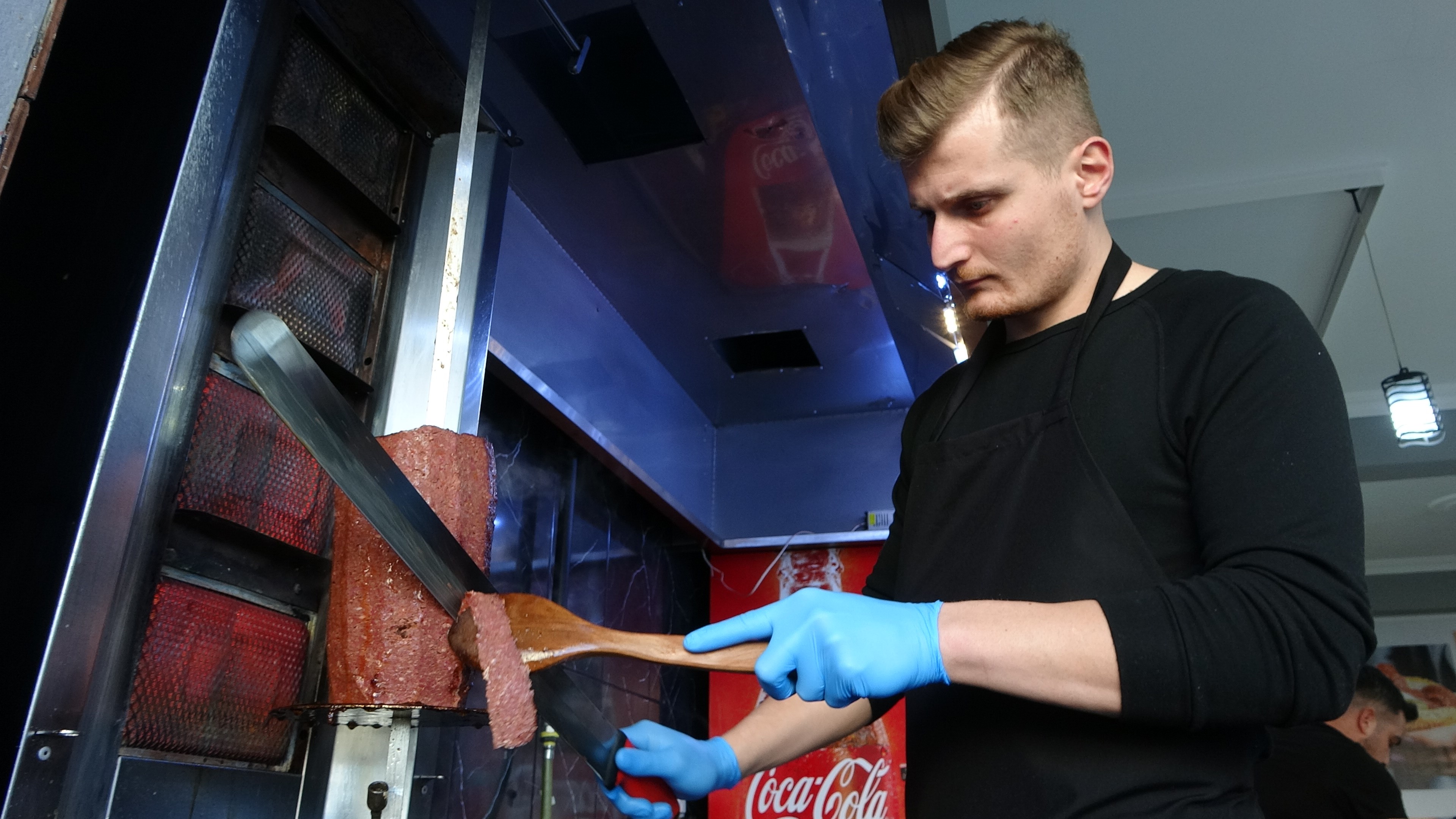 Afyon'da Yediği Sucuk Döner Kariyerini Değiştirdi