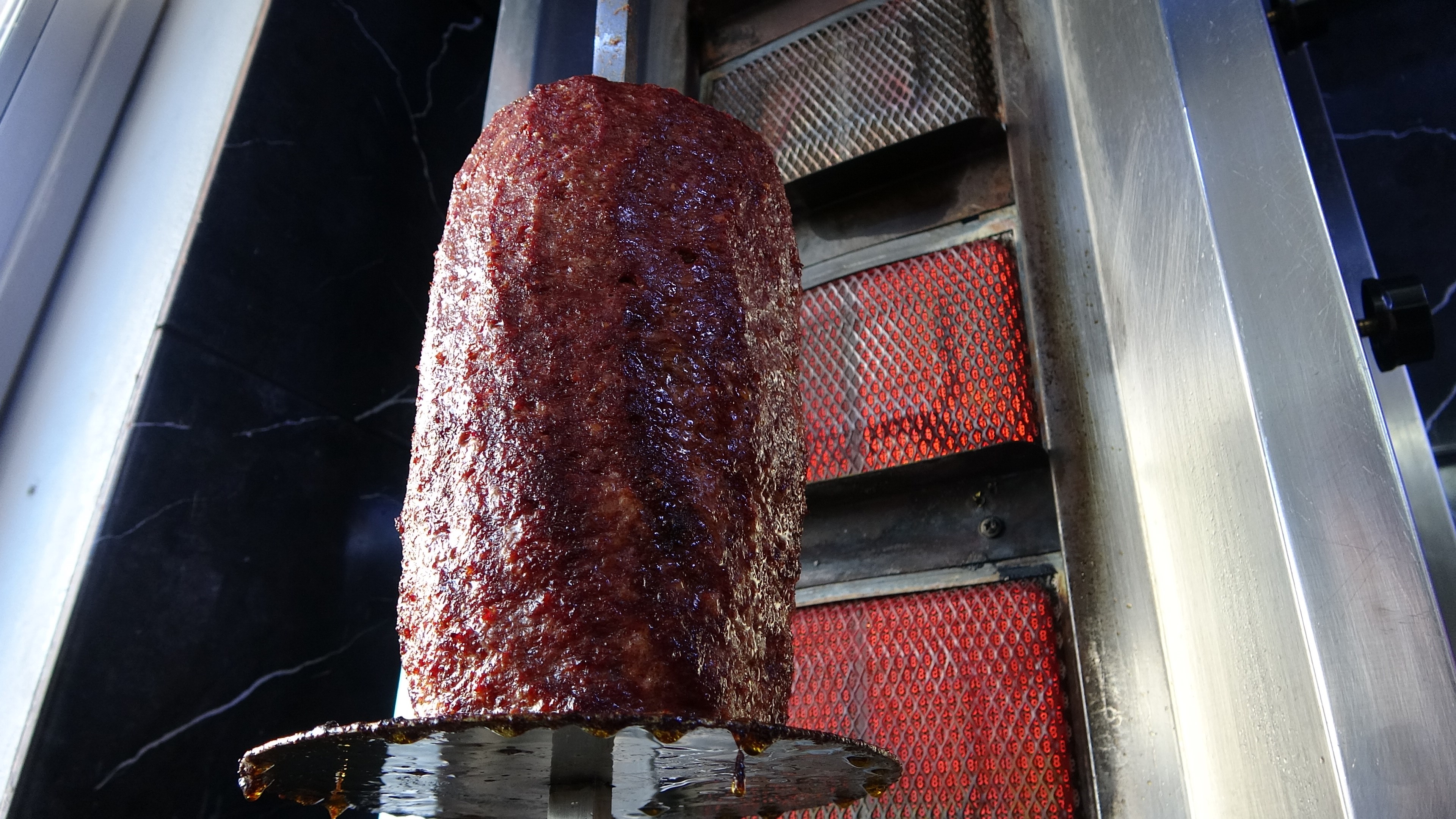 Afyon'da Yediği Sucuk Döner Kariyerini Değiştirdi